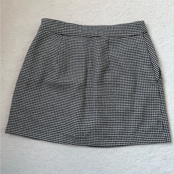 Abercrombie & Fitch Women’s Mini Skirt - Picture 4 of 5